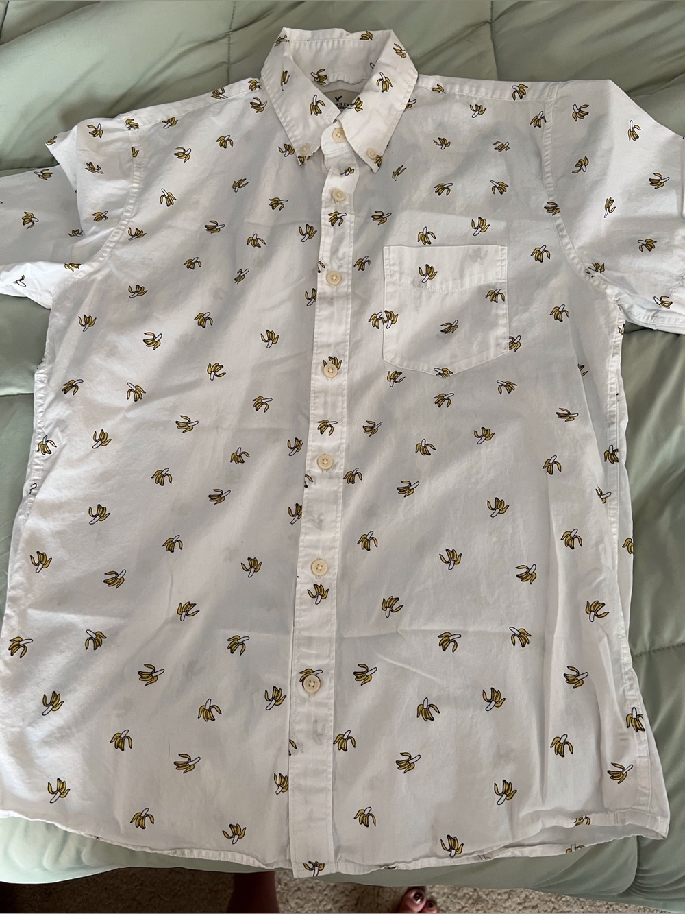 EUC Men's Short-Sleeve Button-Up Shirt in banana print
